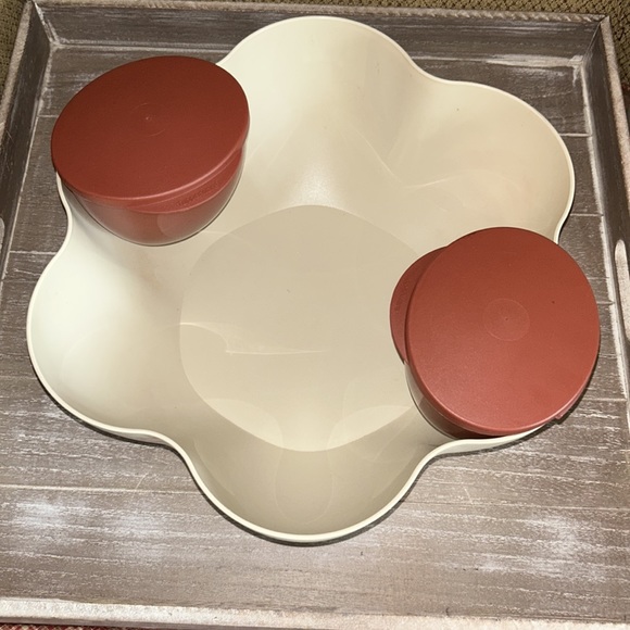 Tupperware Open House Collection - Picture 4 of 12